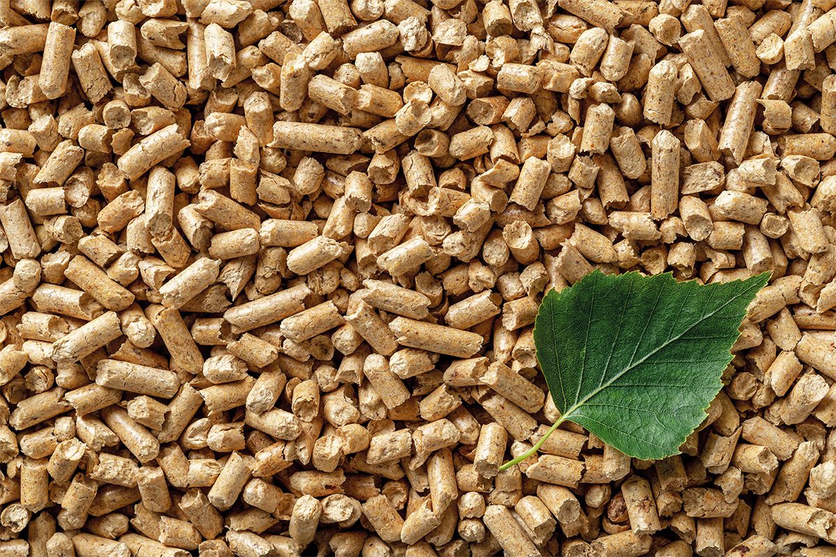 Alternative fuels and feedstocks, including biomass, waste and by-products